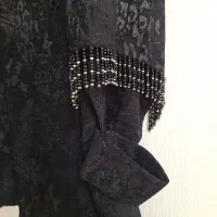 مانتو|لباس|قرچک, مهدیه|دیوار