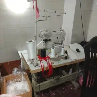 دوزنده خانم در داخل کارگاه وبیرونبر