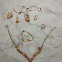 طلا نو نو یه نیم ست یه سرویس کامل و طلا آب شده