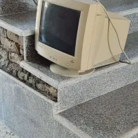 مانیتور قدیمی