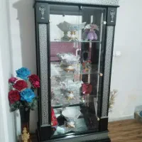بوفه چوبی اینه دار سالم سالمه 100هزار