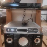 میز و تلویزیون و دستگاه دیجیتال و اسپیکر|تلویزیون و پروژکتور|رودسر, |دیوار