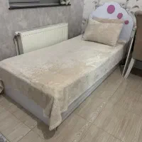 تخت تک نفره