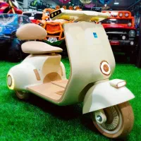 موتورشارژی فضایی وسپا پسرونه دخترونه (ماشین شارژی)|اسباببازی بچه|مشهد, توس (بلوار توس)|دیوار