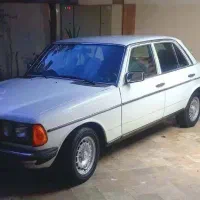 بنز ۲۳۰ دانشجویی