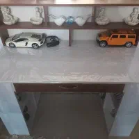 میز تحریر و صندلی چرخ دار