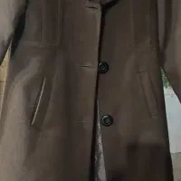 فروش پالتو قهوه ای رنگ کم استفاده شده