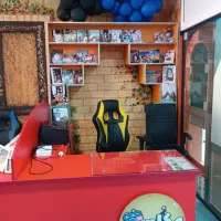 همکار عکاس خانم ، دانشجو یا غیر دانشجو