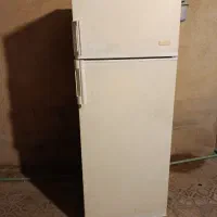 یخچال آزمایش
