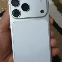 گوشی موبایل ۱۷پرومکس