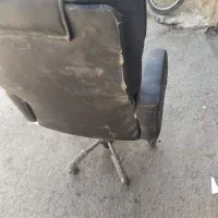 صندلی مدیریتی نیاز به تعمیر|مبلمان اداری|قم, بوستان جوان|دیوار