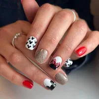 ترمیم ناخن،کاشت ناخن،سالن زیبایی (سریع و تمیز)|خدمات آرایشگری و زیبایی|تهران, فلسطین (میدان انقلاب)|دیوار