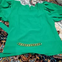 شومیزو دامن|لباس|صومعهسرا, |دیوار