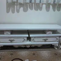 میزتلویزیون وویترین