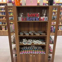 شلف فروشگاهی