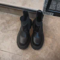 بوت بالینسیاگا|کیف، کفش، کمربند|آمل, |دیوار