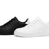 کفش ۵۸۰ تومن