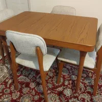 ناهار خوری مینیمال