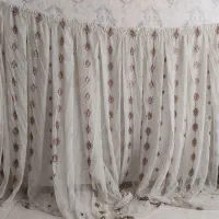 پرده همراه با یلان به فروش می رسد