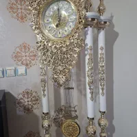 ساعت ایستاده