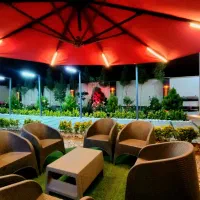 ویلا مدرن ژیــگِــس  (مالک)|اجارهٔ کوتاه‌مدت ویلا و باغ|کرج, فاز ۳ مهرشهر|دیوار