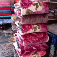 پتو ۴ الی ۵ کیلو گرمی(سایز ۲۲۰در ۲۴۰)|رختخواب، بالش، پتو|تهران, بازار|دیوار