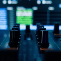 دی جی حرفه ای خانم و اقا باسیستم صوت و بندکامل