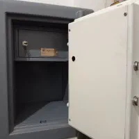 گاو صندوق کاوه نو|ابزارآلات|شهریار, شهرک بهاران (ویره)|دیوار