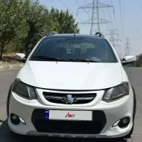 کوییک R سفید مشکی