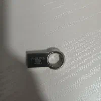 فلش ۱۶ گیگ فلیپس