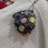 یک عدد گردنبند جا دعا قدیمی|کلکسیون اشیاء عتیقه|گلپایگان, |دیوار