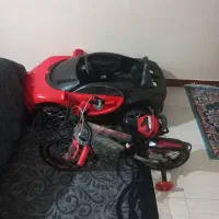 ماشین و دوچرخه