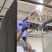 استخدام نیروی فنی آقا واحد تولیدی