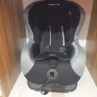 صندلی کودک کاملانووتمیز