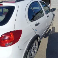 کوییک R بی رنگ مدل 98