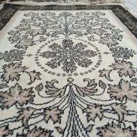 دو عدد فرش یک در یک نیم|فرش|قائم‌شهر, |دیوار