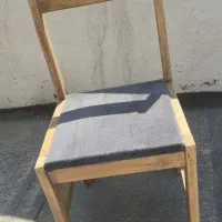 صندلی چوبی