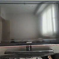 تولیوزیون سامسونگ۴۰اینچ ب همراه میز تلویزیون