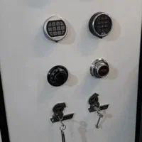 تخصصی رمز دیجیتال نصب تعمیرات گاوصندوق قفل|کتابخانه، شلف، قفسه‌های دیواری|تهران, نیاوران|دیوار