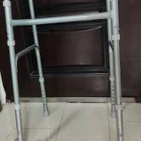 واکر چرخ دار
