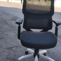 صندلی مدیریت ، صندلی پشت توری