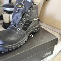 کفش کار آفاق