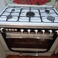 تعدادی وسیله منزل|مبلمان خانگی و میز عسلی|شهرضا, |دیوار