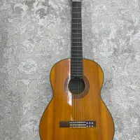 گیتار یاماها c70