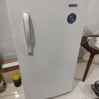 یخچال نه فوت استیکول.قیمت ده میلیون تومان