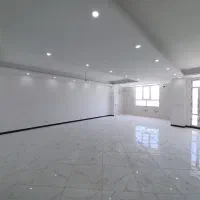 پیلوت و یک طبقه کلیدنخورده/بهترین لوکیشن شهرک فراز