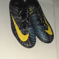 کفش فوتبالی برای چمن میخ دار|کیف، کفش، کمربند|تربتحیدریه, حسنی بالا|دیوار