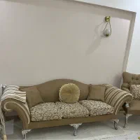 مبل پنج نفره با میز