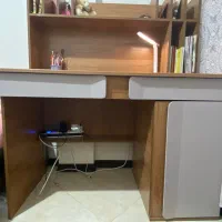 میز تحریر، میز لپ تاپ