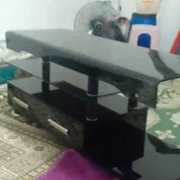 میز تلوزیون شیشه ای